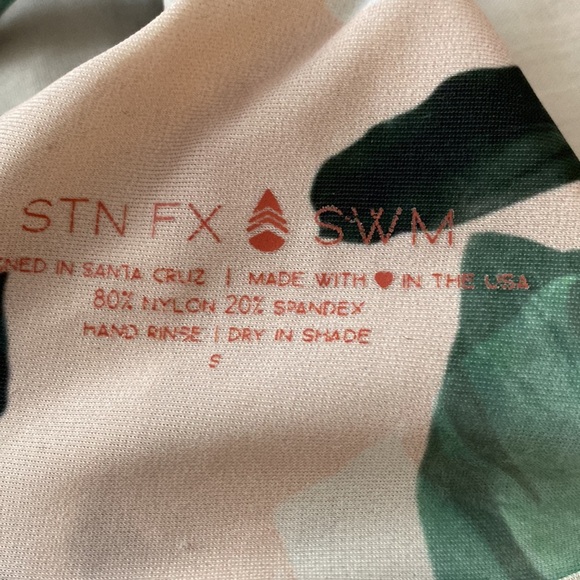 Stone Fox Swim Tropical Palm Monster Fruit Bikini Top - Picture 3 of 4